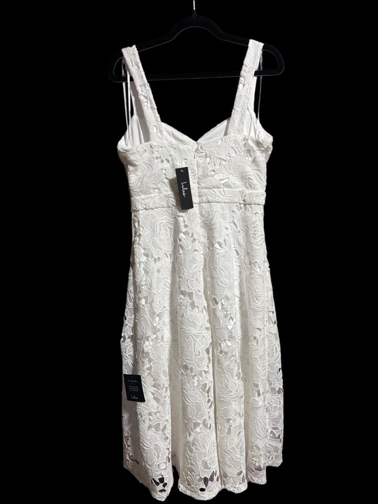 Lulus Divine Beauty White Lace Midi Dress With Pockets, NWT Size M - Picture 5 of 6